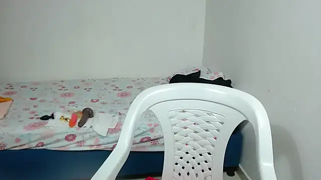 Agatha_browser's cam snapshot