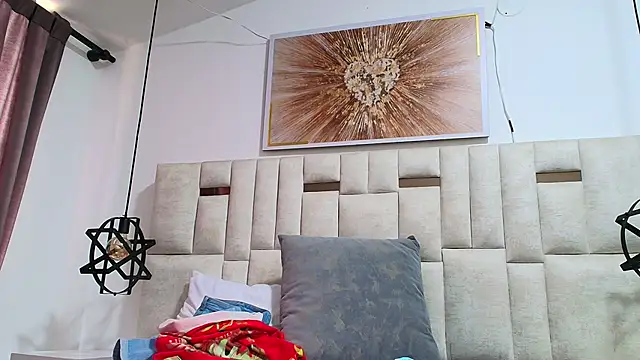 Sara_BigAss-'s cam snapshot