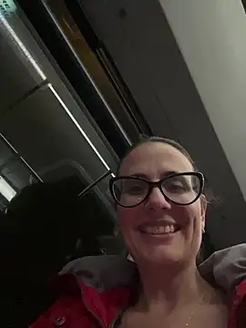 NataKitten live sex cam