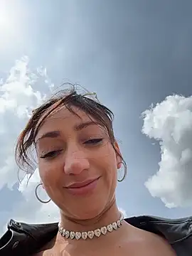 Ninabigtitied live sex cam