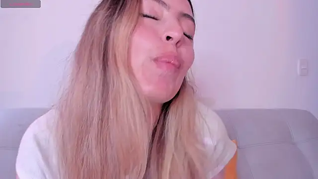 Fernanda_aaaa's cam snapshot