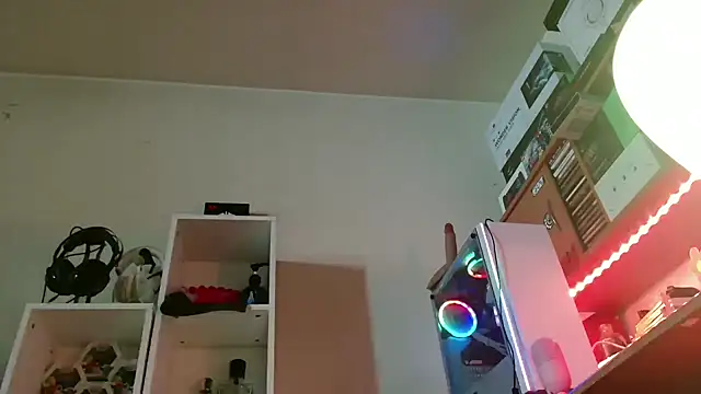 SmokyDee live sex cam