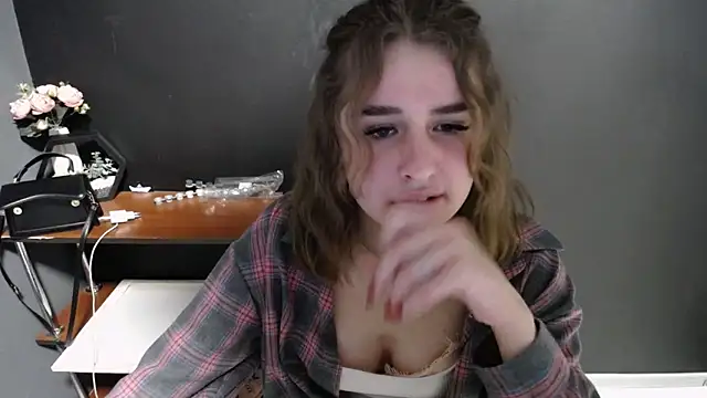 Sunny_siren's cam snapshot