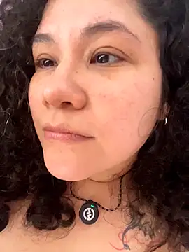 VanesssaMilf_ live sex cam