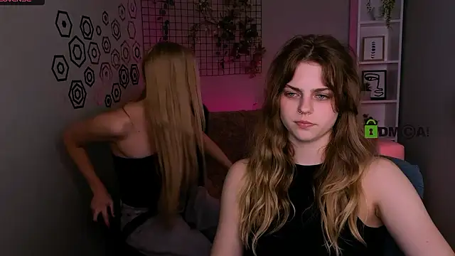 nekky_mouse live sex cam