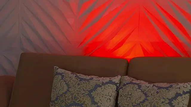 NaomiSainz live sex cam