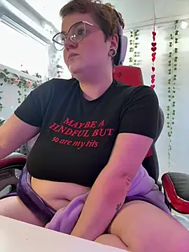 CurvesNChaos live sex cam