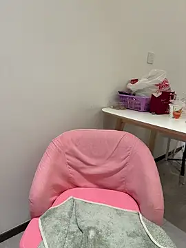 Selenaaaaa- live sex cam