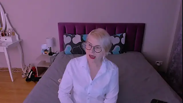 sabrinamacmarren's cam snapshot