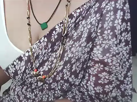 sunitha-3's cam snapshot