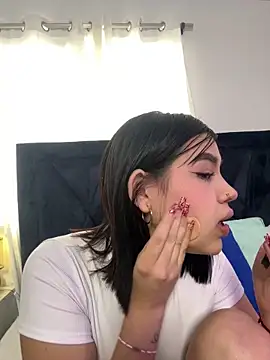 Lily_Woodz live sex cam