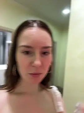 ToriLi live sex cam