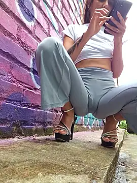 Yuky_ta live sex cam