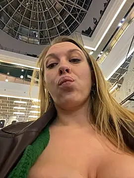 Sweet___Emily's cam snapshot