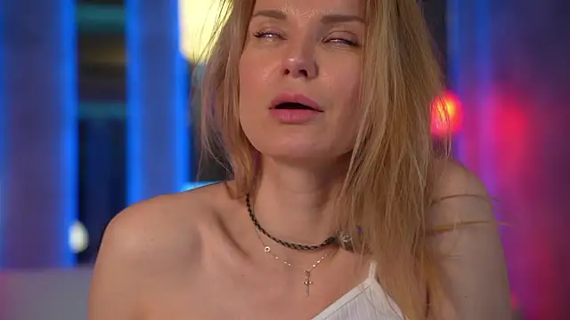 NovaMaria live sex cam