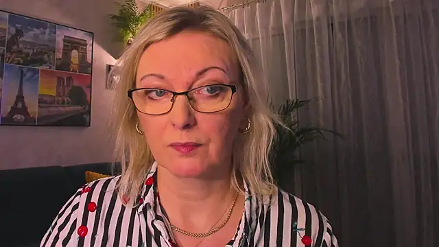 vanessa_chat's cam snapshot