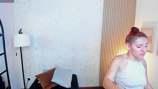 aliceandsia live sex cam