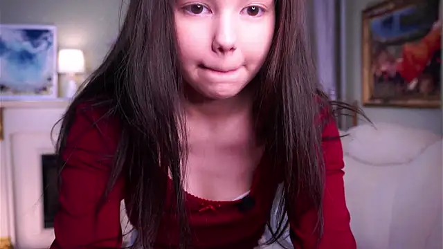 MindaGuyett live sex cam