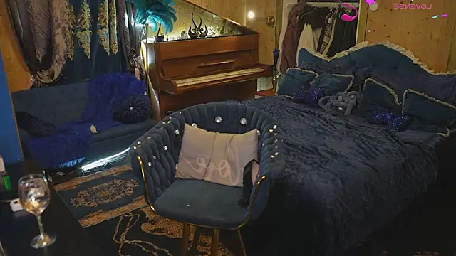 VanessaDoyle live sex cam