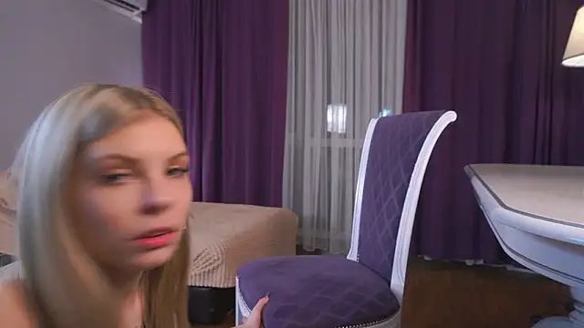 JennyShade's cam snapshot