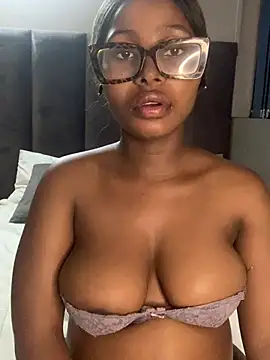 SexyLaylahx's cam snapshot