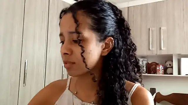 KayleenStoyanoff's cam snapshot