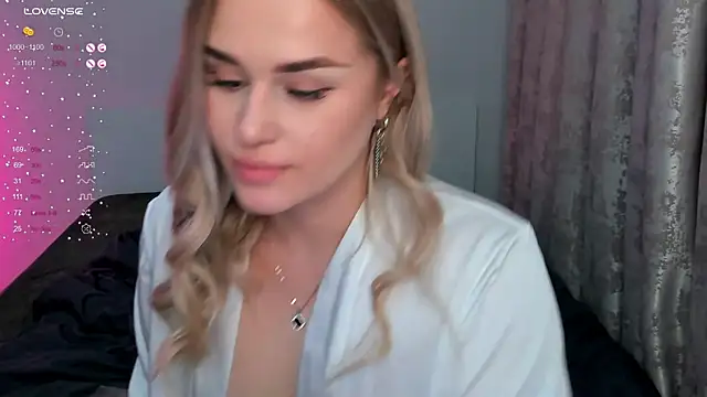 Ellen_Soft live sex cam