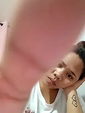 _BellaHotty_'s cam snapshot