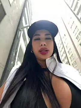 kiim_taaylor live sex cam