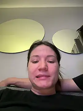 chilhorny live sex cam