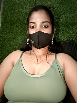 Nithyatamil live sex cam
