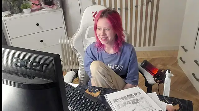 Silly__Milly's cam snapshot