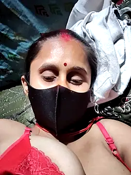 Divya_Chandok live sex cam