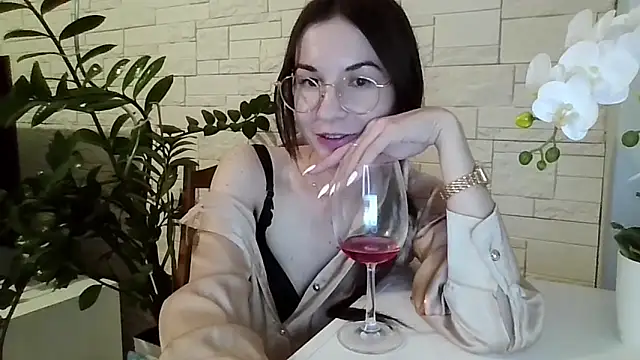 JuliaLovely's cam snapshot