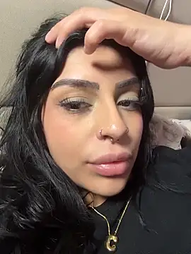 ThickerThanYoBitch live sex cam