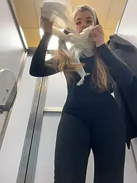 Holy_Tereza live sex cam