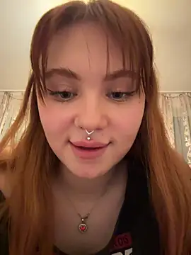 LunaMillie live sex cam