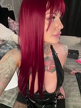 krysstal003 live sex cam