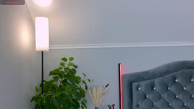 NicoleEverly's cam snapshot