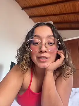 Kay_LustyWife live sex cam