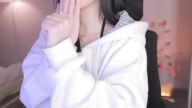 SpiderIily's cam snapshot