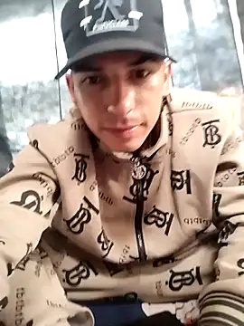 Tussi-amor live sex cam