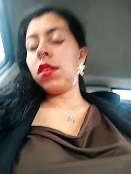 Luianna live sex cam