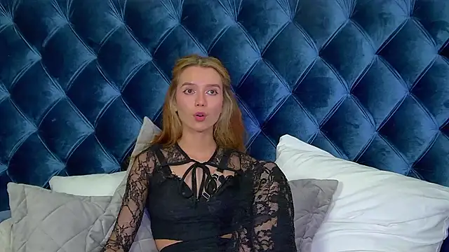 VanessaVienne's cam snapshot