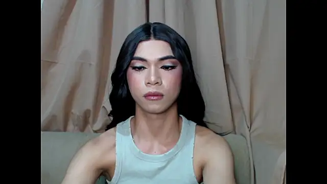 Irinashay live sex cam