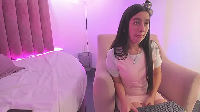 Zara_Cardona's cam snapshot