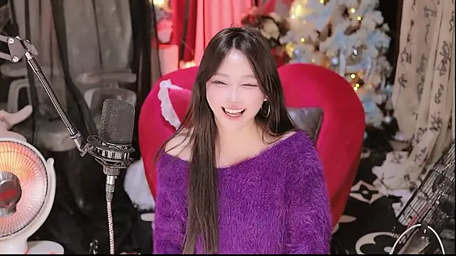 Missy_Nana21's cam snapshot