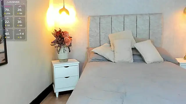 zara_milf's cam snapshot