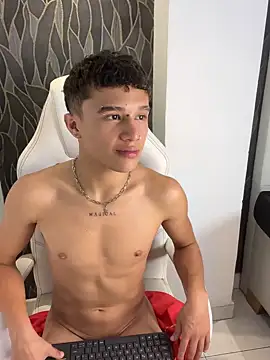 Dominik_Souza live sex cam