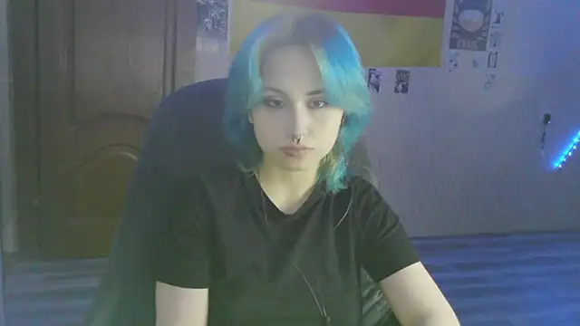 LeisaHopperstad's cam snapshot